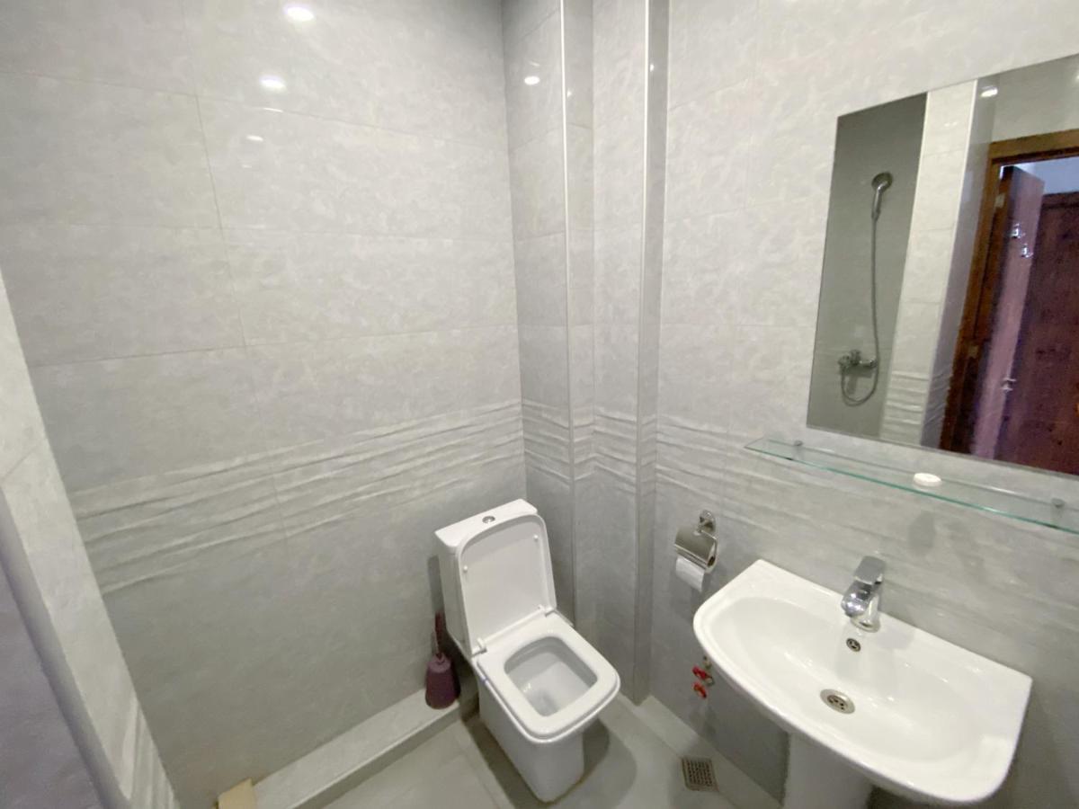 Chonkadzehotel Tbilisi Bagian luar foto