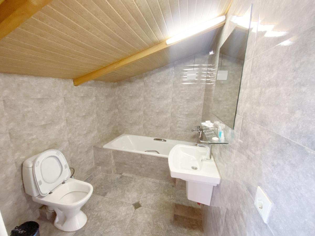 Chonkadzehotel Tbilisi Bagian luar foto